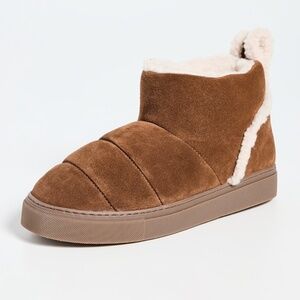 Inuikii Shearling Slip On Boots